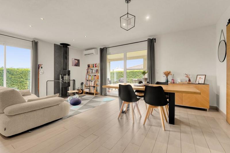 Maison - 110 m² - 5 pièces