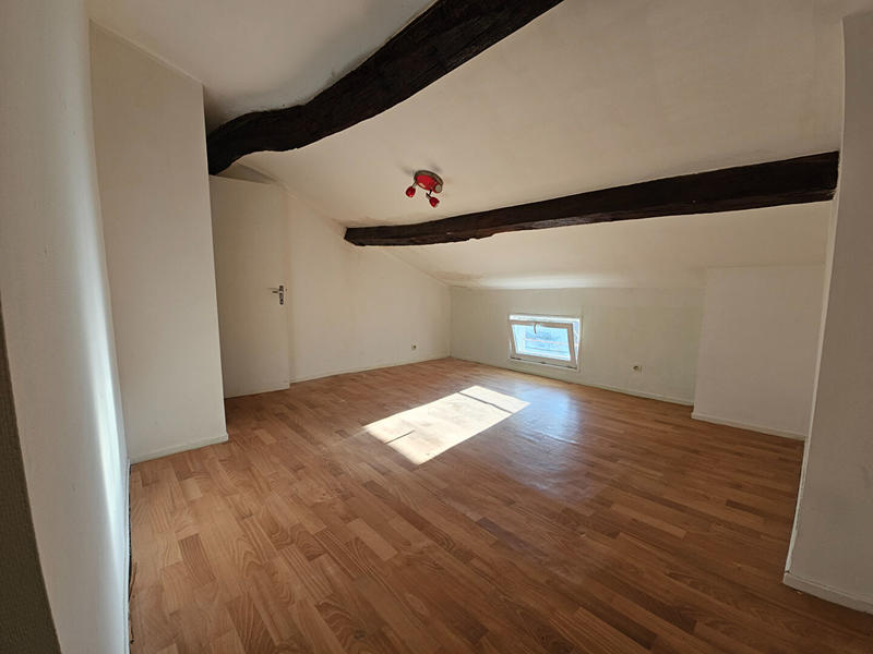 Maison - 85 m² - 5 pièces