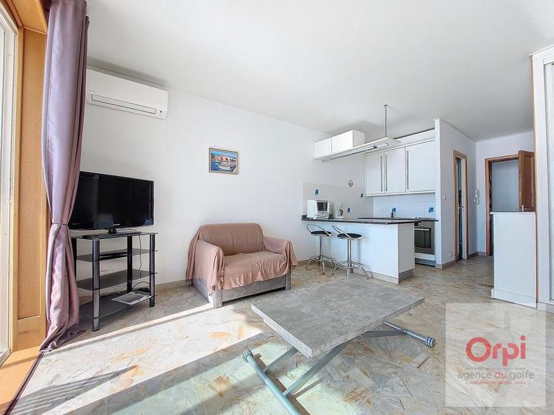 Studio - 40 m² - 1 pièce