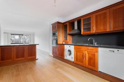 Appartement - 102 m² - 4 pièces