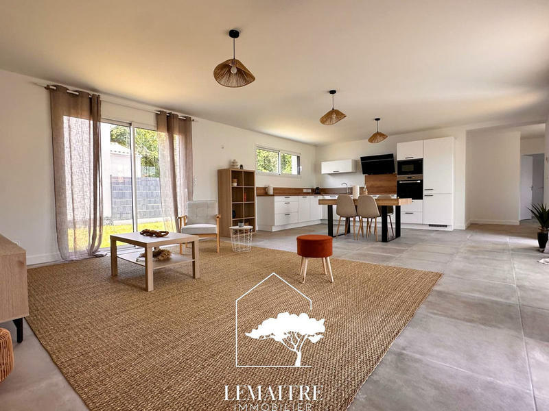 Maison - 136 m² - 5 pièces