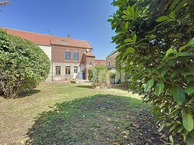 Maison - 85 m² - 5 pièces