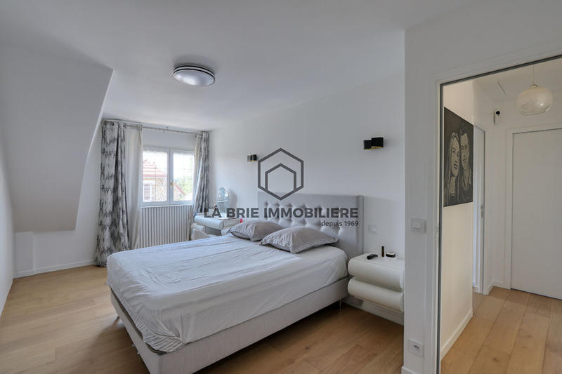 Maison - 103 m² - 5 pièces