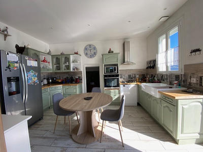 Maison - 172 m² - 7 pièces