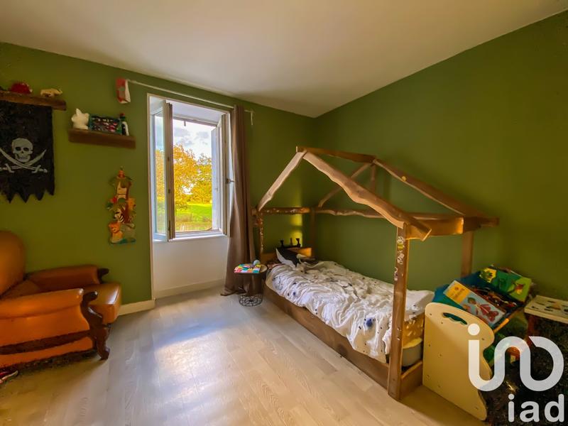 Maison - 273 m² - 7 pièces