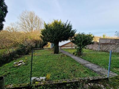 Maison - 251 m² - 12 pièces