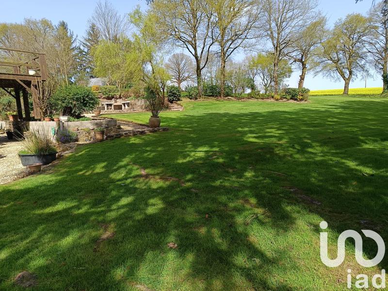 Maison - 205 m² - 7 pièces