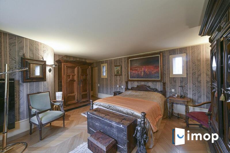 Maison d'architecte - 218 m² - 5 pièces