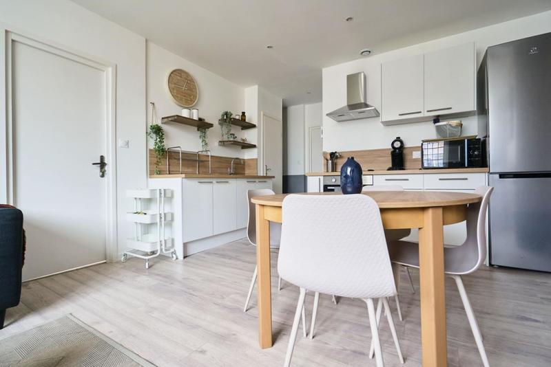 Appartement - 79 m² - 5 pièces