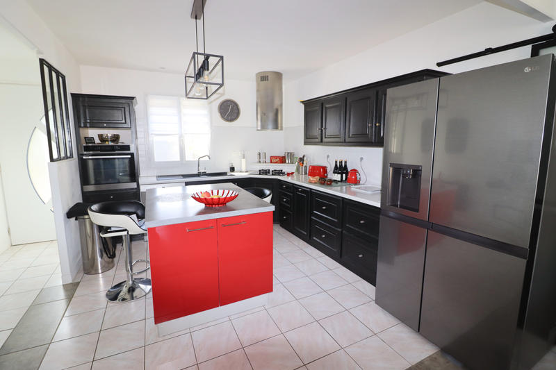 Maison - 130 m² - 5 pièces