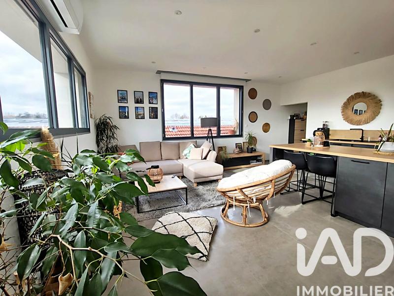 Loft - 72 m² - 4 pièces