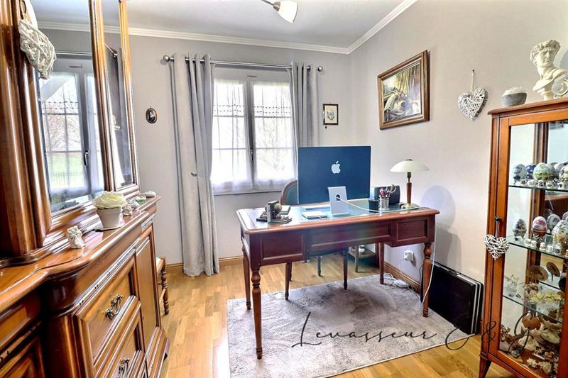 Maison - 100 m² - 6 pièces