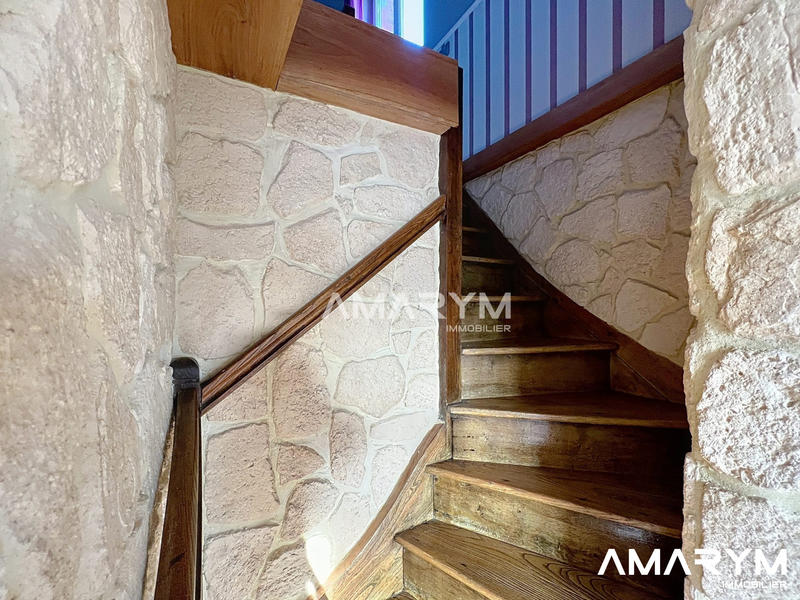 Maison - 99 m² - 4 pièces