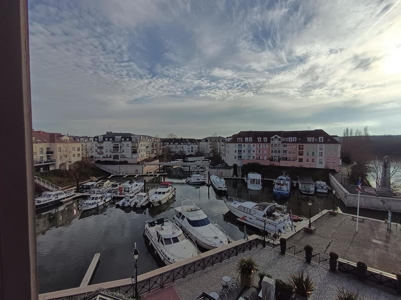 Appartement - 168 m² - 6 pièces