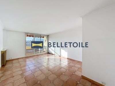 Appartement - 81 m² - 4 pièces