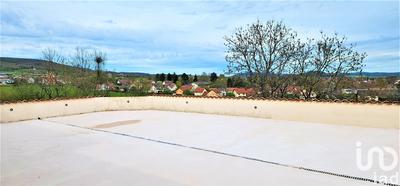 Maison - 207 m² - 8 pièces