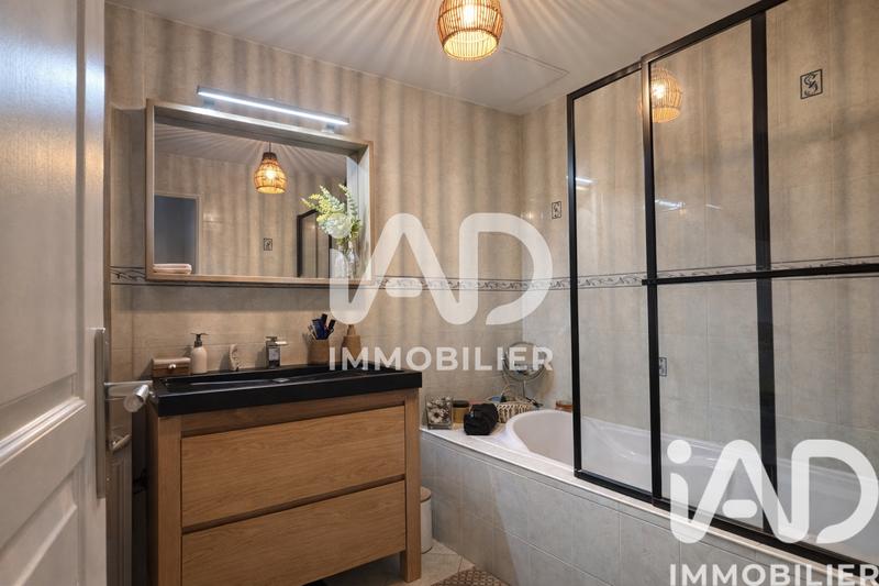 Maison - 105 m² - 3 pièces