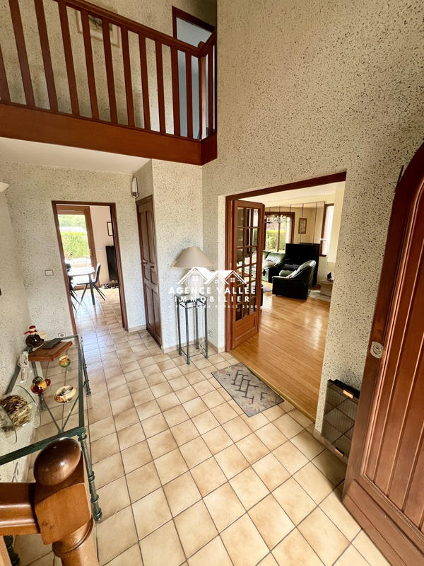 Maison traditionnelle - 160 m² - 6 pièces