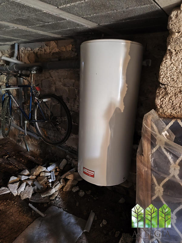 Maison - 246 m² - 13 pièces