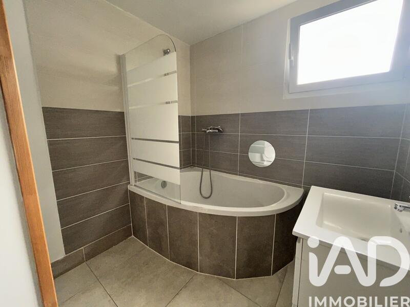 Maison - 72 m² - 4 pièces