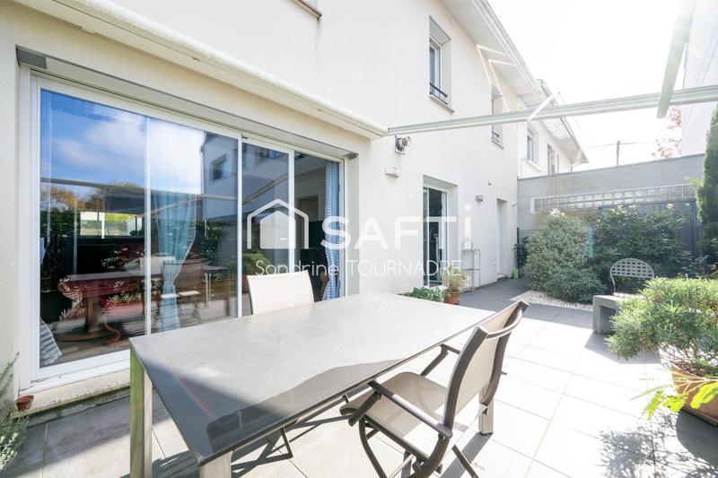 Maison - 139 m² - 7 pièces