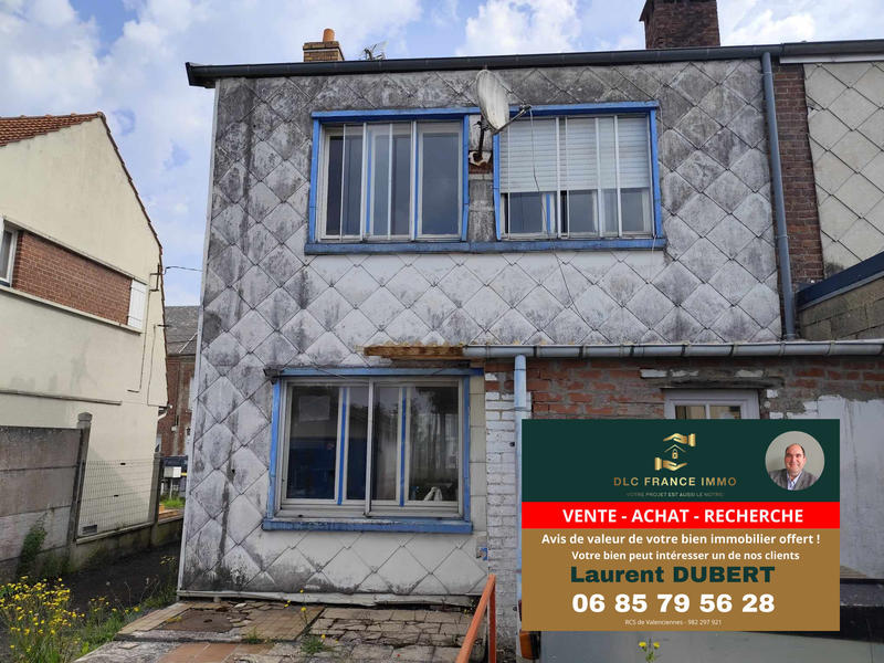 Maison - 80 m² - 5 pièces