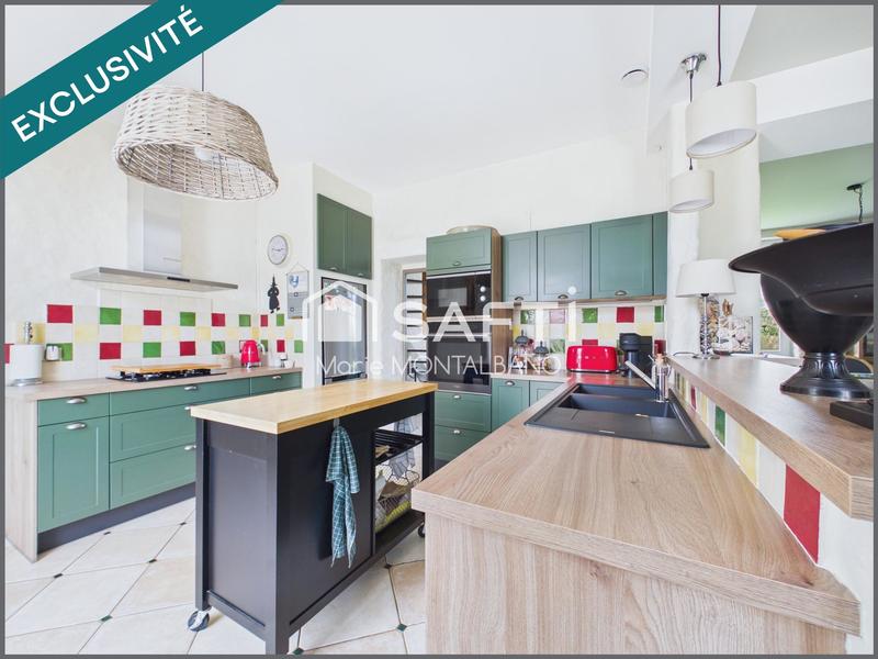 Maison de maîtres - 210 m² - 6 pièces