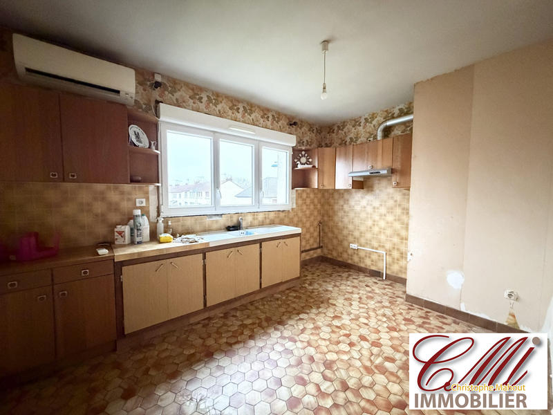 Maison - 90 m² - 4 pièces