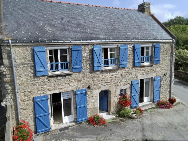 Maison traditionnelle - 105 m² - 5 pièces