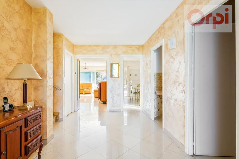 Villa - 164 m² - 5 pièces