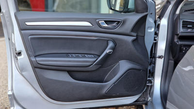 Renault Mégane IV Berline Blue dCi 115 Edc Intens