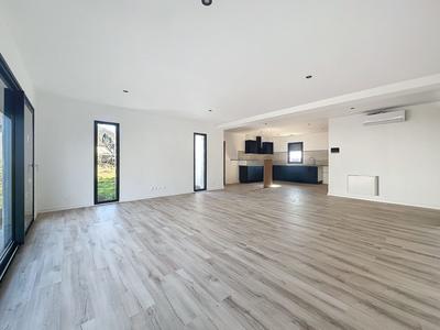 Maison - 134 m² - 5 pièces