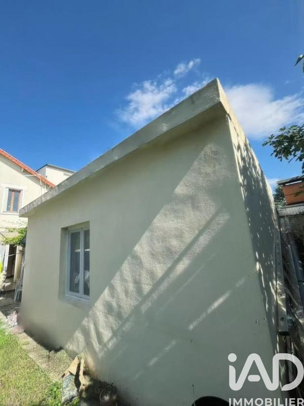 Maison - 90 m² - 5 pièces