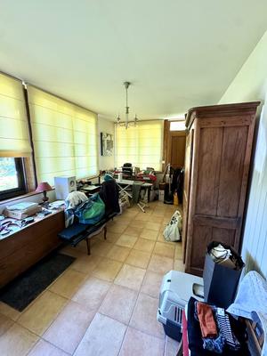 Maison traditionnelle - 141 m² - 6 pièces