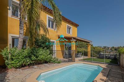 Maison - 108 m² - 5 pièces