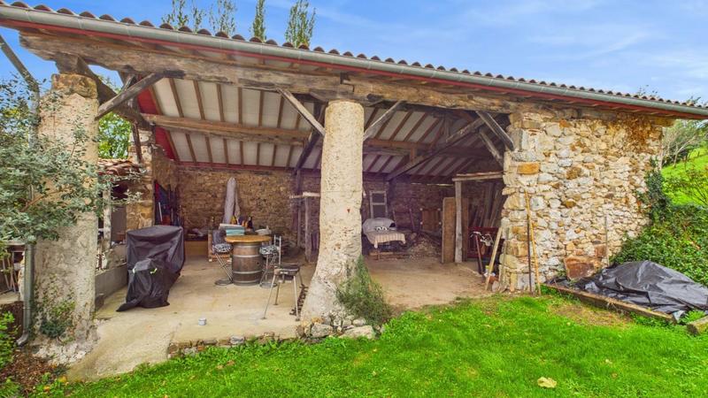 Ferme - 492 m² - 9 pièces