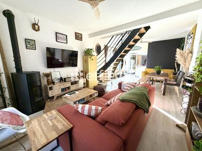 Maison - 83 m² - 3 pièces