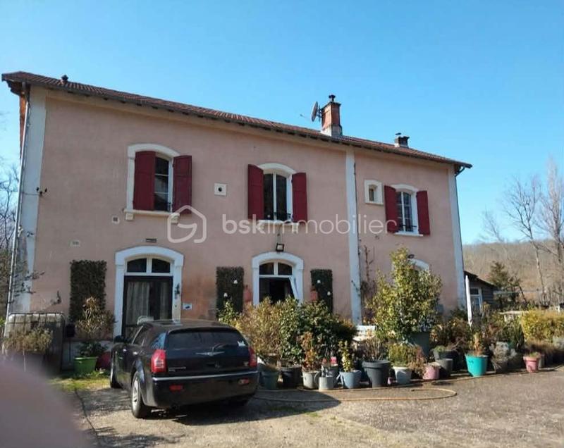Maison en pierre - 190 m² - 6 pièces