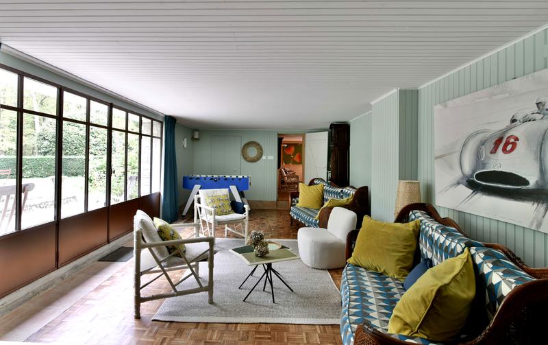 Demeure - 300 m² - 9 pièces