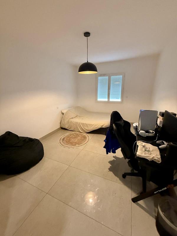 Villa - 200 m² - 5 pièces