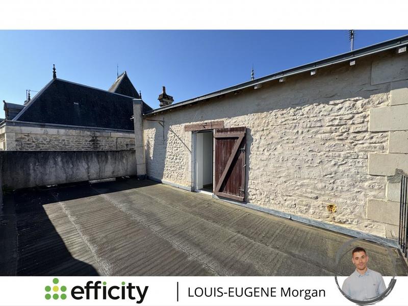 Immeuble - 306 m² - 15 pièces