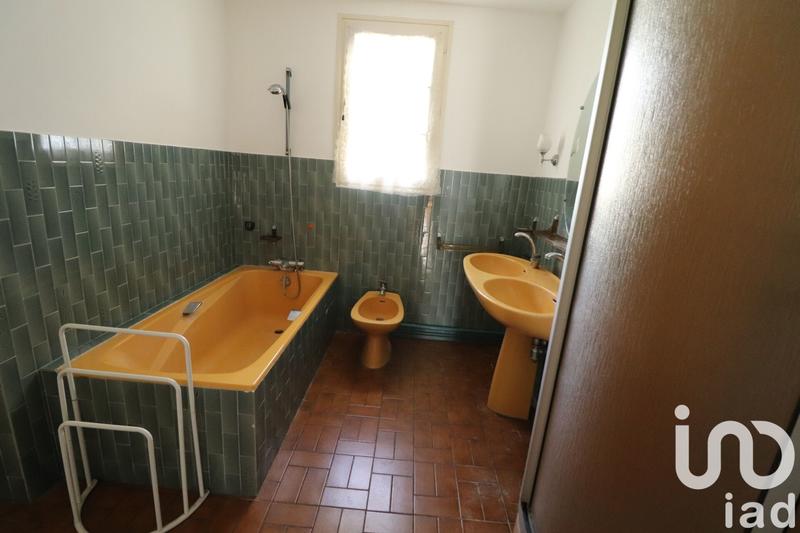 Maison - 193 m² - 8 pièces