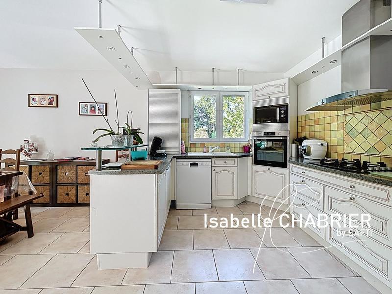 Maison - 107 m² - 4 pièces