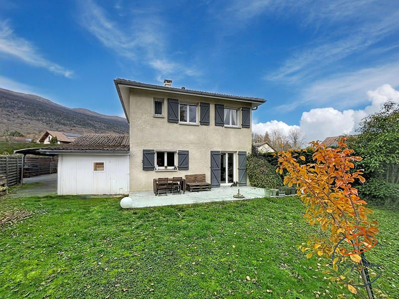 Maison - 100 m² - 5 pièces