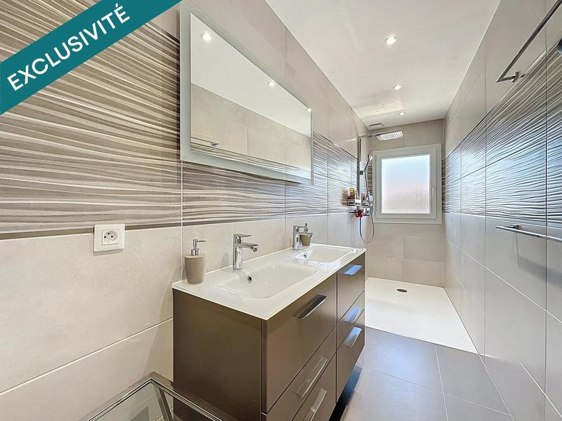 Maison - 158 m² - 6 pièces