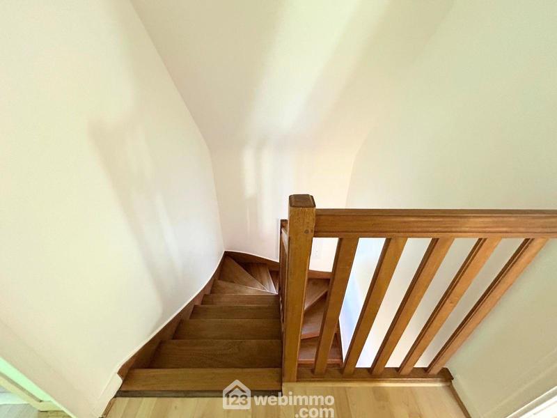 Maison - 84 m² - 4 pièces