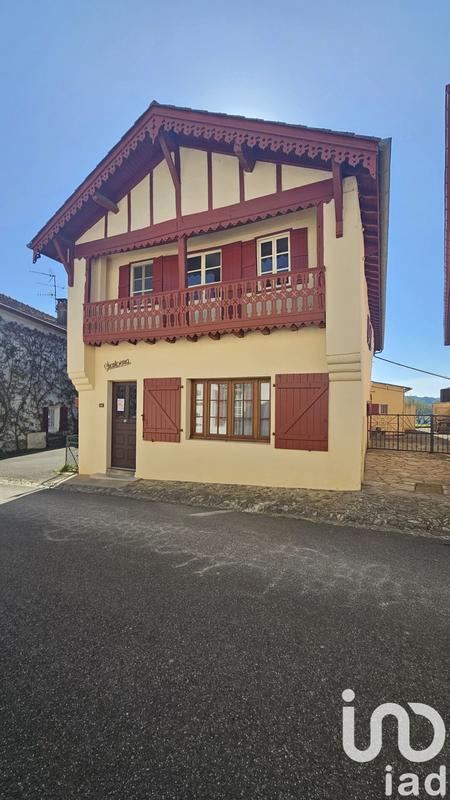 Maison de village - 276 m² - 10 pièces