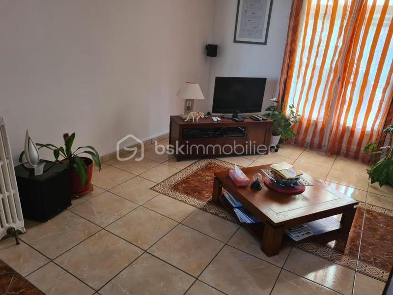 Maison - 151 m² - 8 pièces