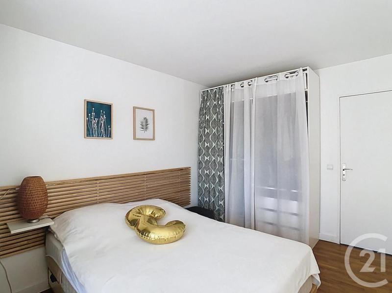 Duplex - 90 m² - 4 pièces