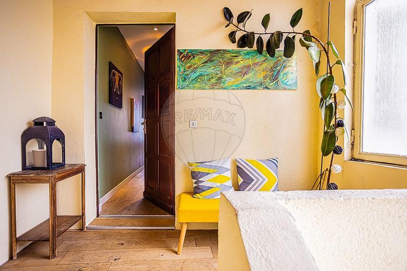 Appartement - 104 m² - 5 pièces